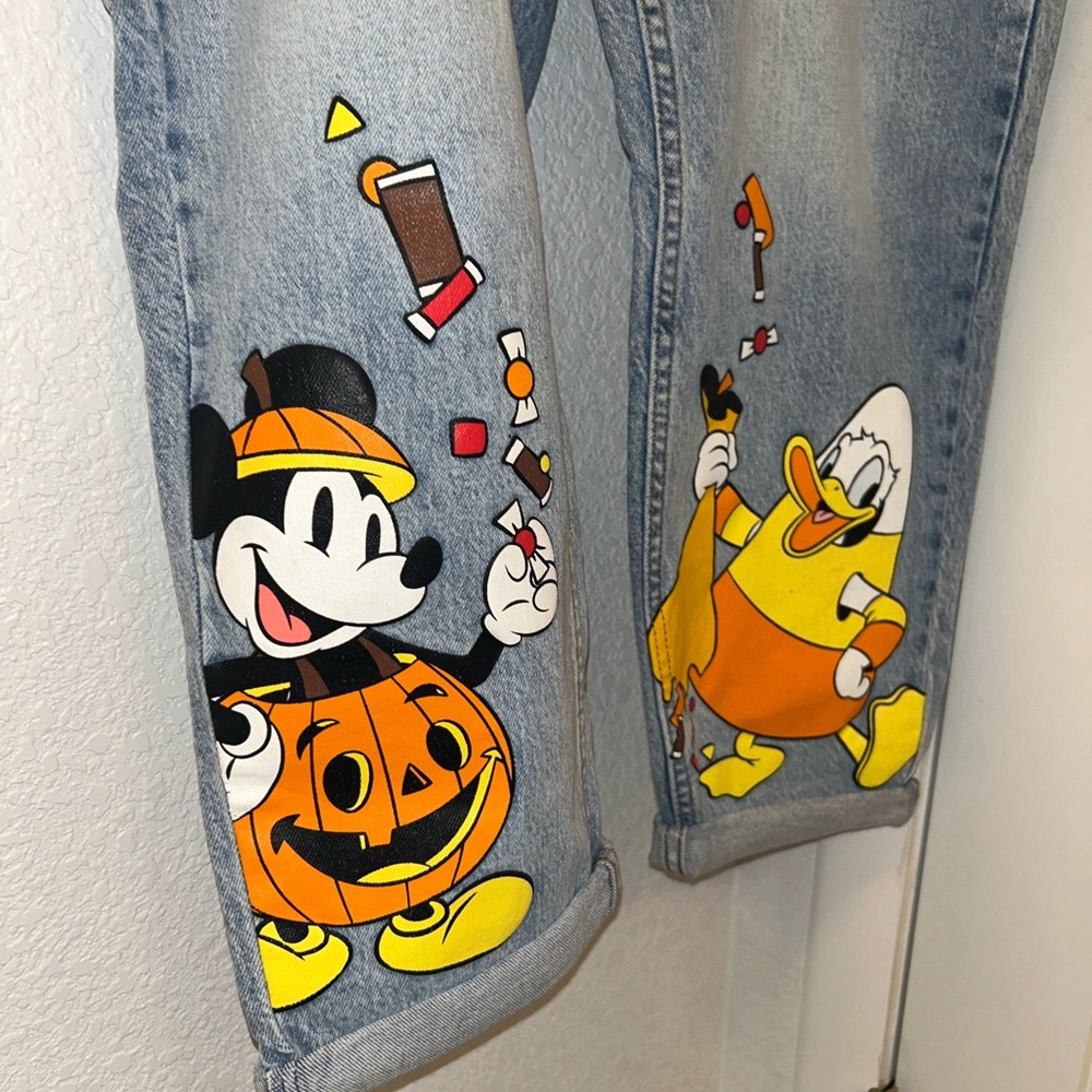 DISNEY Her Universe PLUS Vintage Mickey & Donald HALLOWEEN Mom Jean F '23 SZ: 22